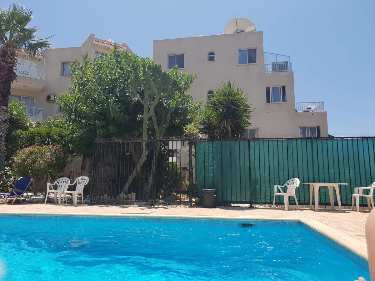 Modern Apartment In Pafos Near The Sea Exterior foto